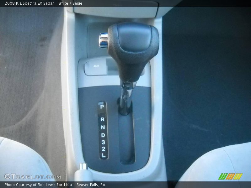 White / Beige 2008 Kia Spectra EX Sedan