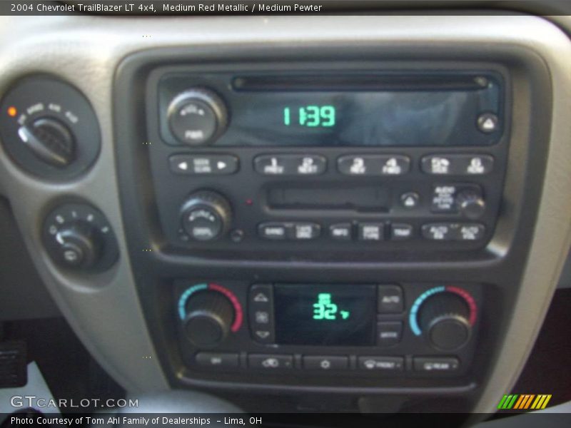 Medium Red Metallic / Medium Pewter 2004 Chevrolet TrailBlazer LT 4x4