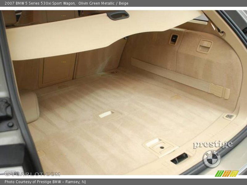 Olivin Green Metallic / Beige 2007 BMW 5 Series 530xi Sport Wagon