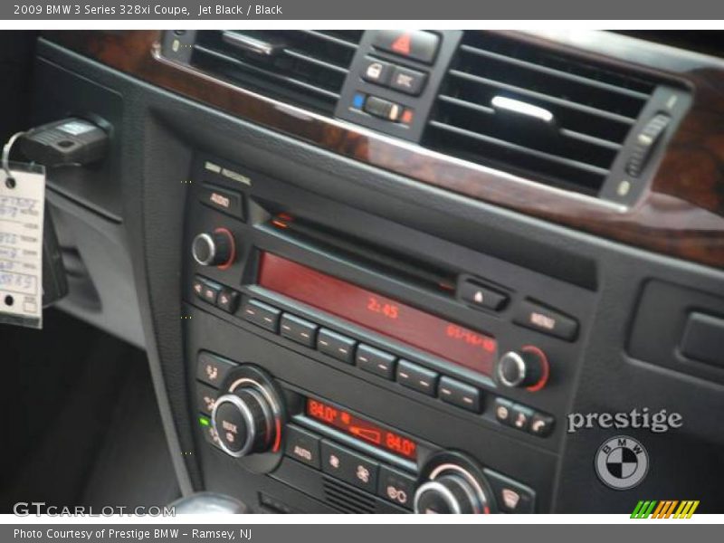 Jet Black / Black 2009 BMW 3 Series 328xi Coupe