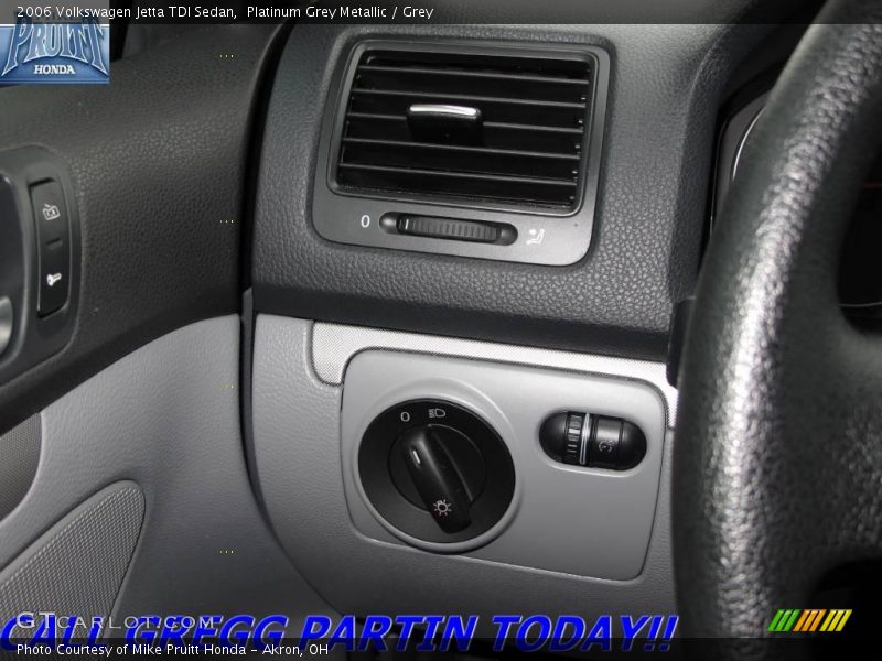 Platinum Grey Metallic / Grey 2006 Volkswagen Jetta TDI Sedan