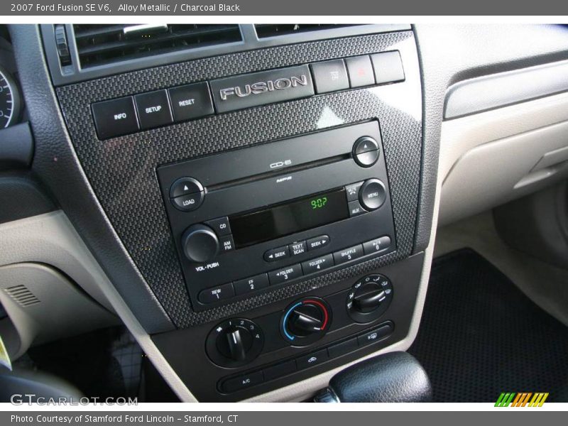 Alloy Metallic / Charcoal Black 2007 Ford Fusion SE V6