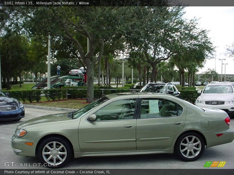 Millenium Jade Metallic / Willow 2002 Infiniti I 35