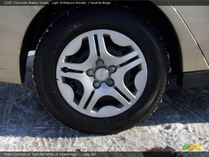 Light Driftwood Metallic / Neutral Beige 2005 Chevrolet Malibu Sedan