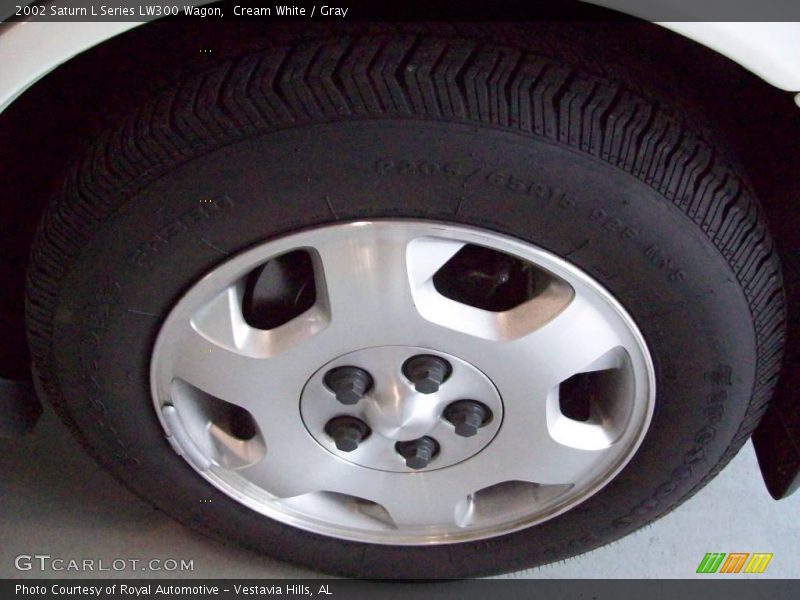 Cream White / Gray 2002 Saturn L Series LW300 Wagon