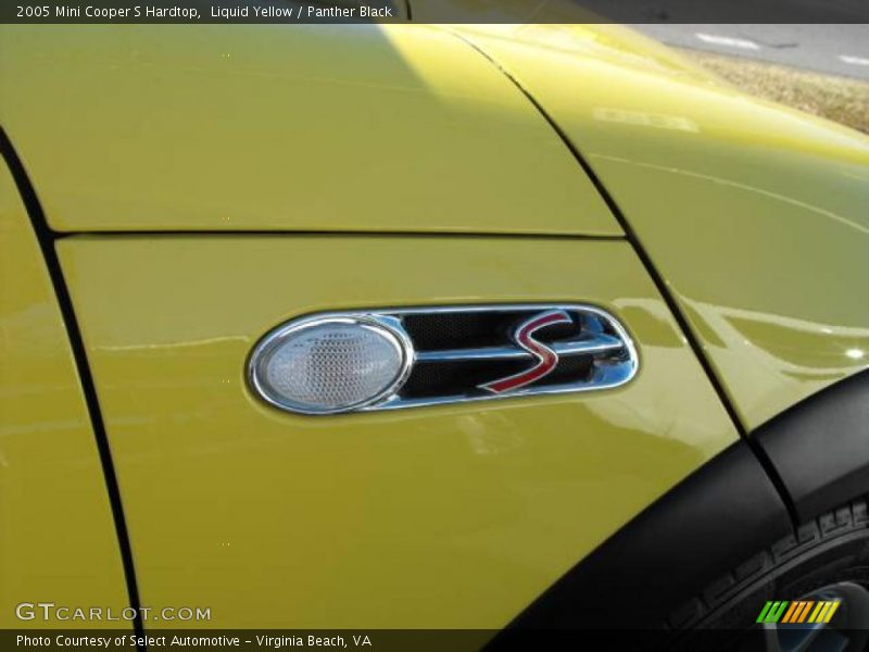 Liquid Yellow / Panther Black 2005 Mini Cooper S Hardtop