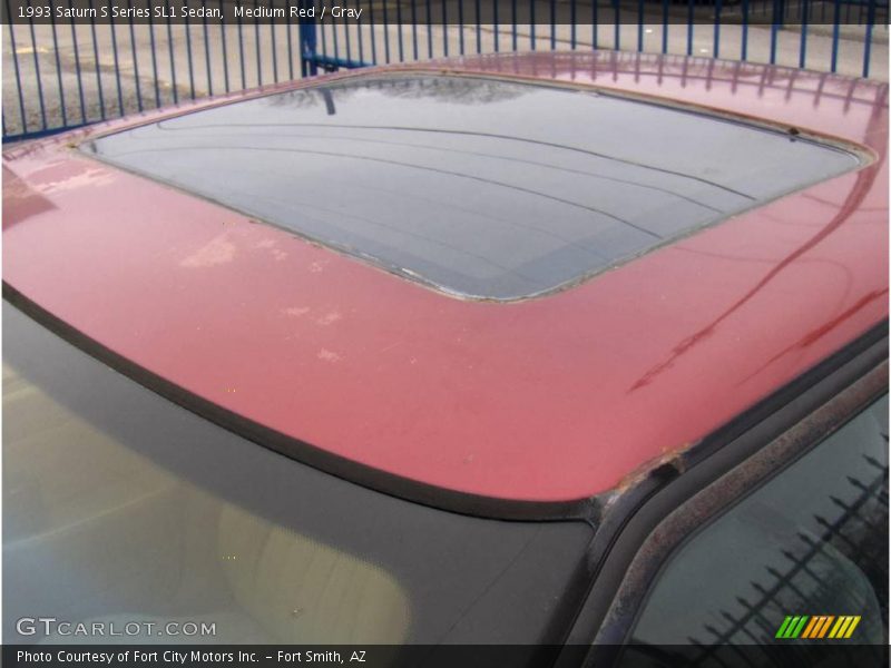 Medium Red / Gray 1993 Saturn S Series SL1 Sedan