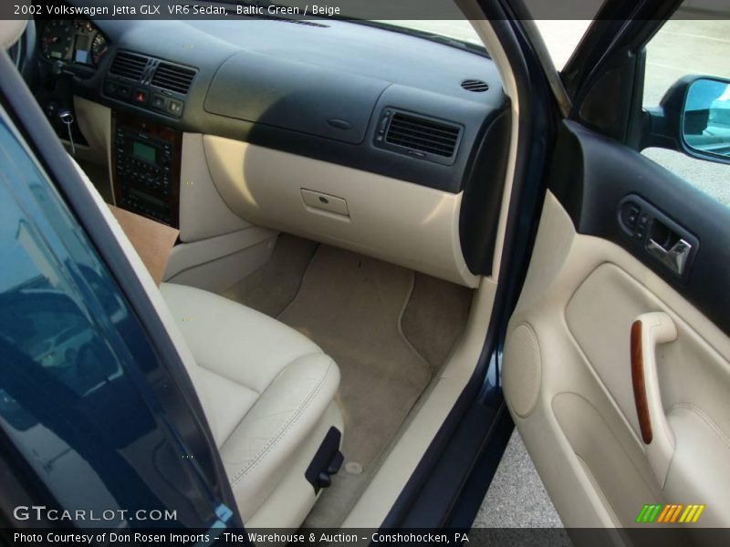 Baltic Green / Beige 2002 Volkswagen Jetta GLX  VR6 Sedan
