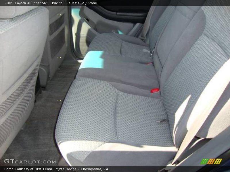 Pacific Blue Metallic / Stone 2005 Toyota 4Runner SR5