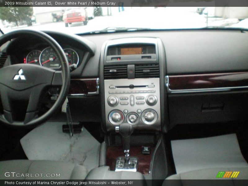 Dover White Pearl / Medium Gray 2009 Mitsubishi Galant ES