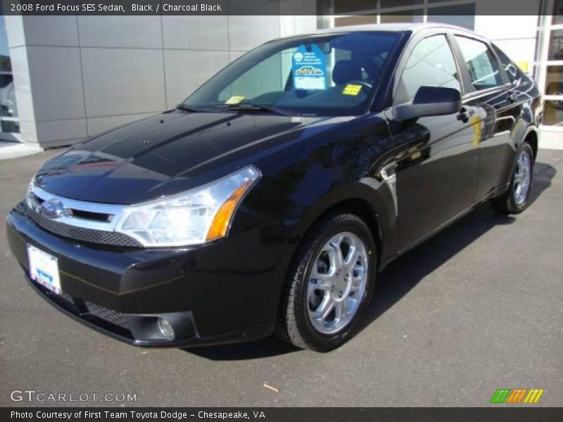 Black / Charcoal Black 2008 Ford Focus SES Sedan