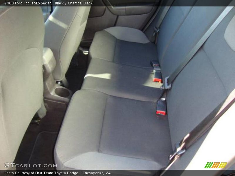 Black / Charcoal Black 2008 Ford Focus SES Sedan