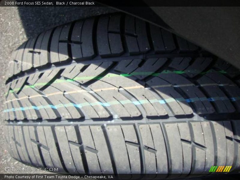 Black / Charcoal Black 2008 Ford Focus SES Sedan