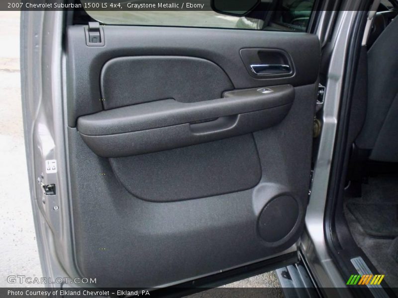 Graystone Metallic / Ebony 2007 Chevrolet Suburban 1500 LS 4x4