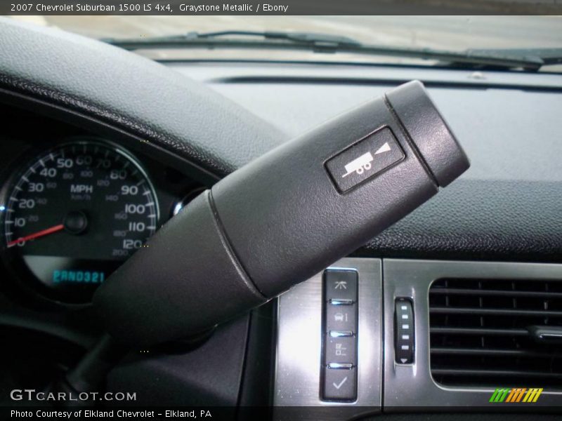 Graystone Metallic / Ebony 2007 Chevrolet Suburban 1500 LS 4x4
