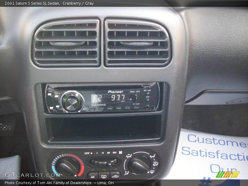 Cranberry / Gray 2001 Saturn S Series SL Sedan