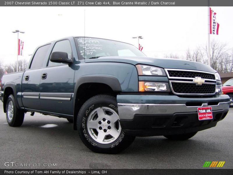 Blue Granite Metallic / Dark Charcoal 2007 Chevrolet Silverado 1500 Classic LT  Z71 Crew Cab 4x4