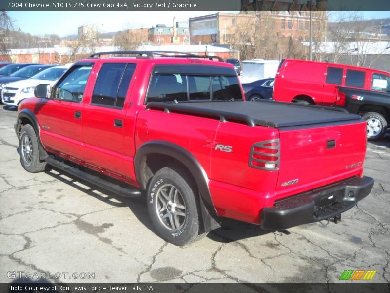 Victory Red / Graphite 2004 Chevrolet S10 LS ZR5 Crew Cab 4x4