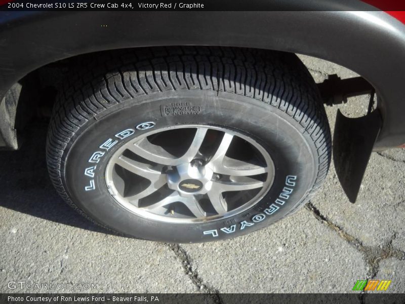Victory Red / Graphite 2004 Chevrolet S10 LS ZR5 Crew Cab 4x4