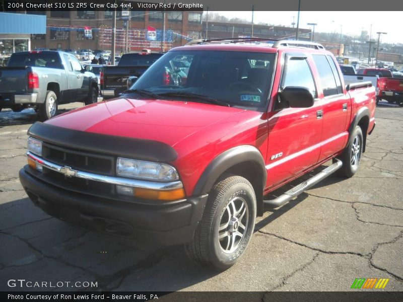 Victory Red / Graphite 2004 Chevrolet S10 LS ZR5 Crew Cab 4x4
