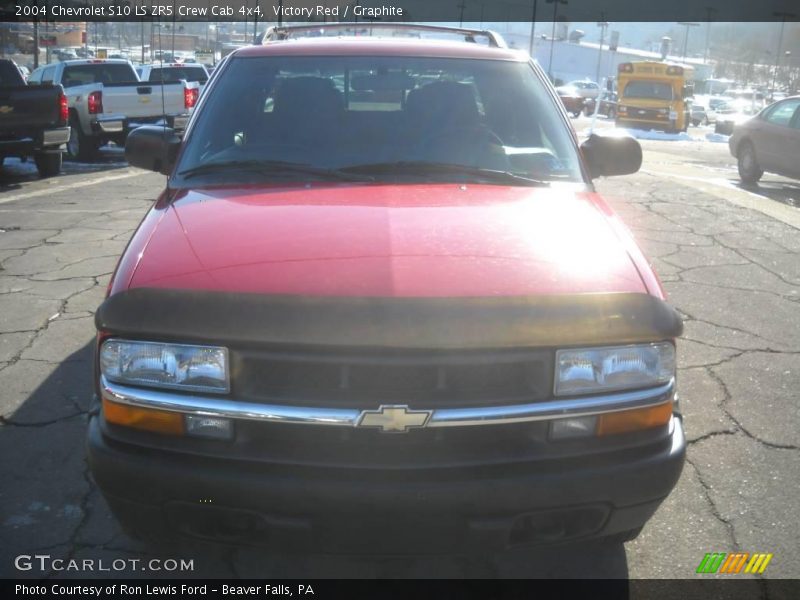 Victory Red / Graphite 2004 Chevrolet S10 LS ZR5 Crew Cab 4x4