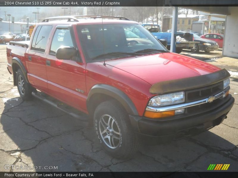 Victory Red / Graphite 2004 Chevrolet S10 LS ZR5 Crew Cab 4x4
