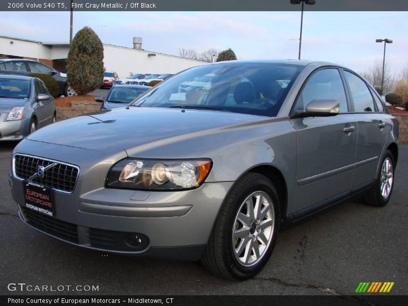 Flint Gray Metallic / Off Black 2006 Volvo S40 T5
