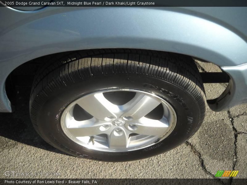 Midnight Blue Pearl / Dark Khaki/Light Graystone 2005 Dodge Grand Caravan SXT