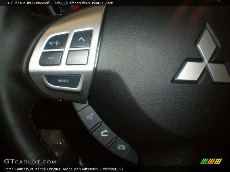 Diamond White Pearl / Black 2010 Mitsubishi Outlander ES 4WD