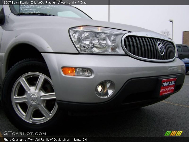 Platinum Silver Metallic / Gray 2007 Buick Rainier CXL AWD