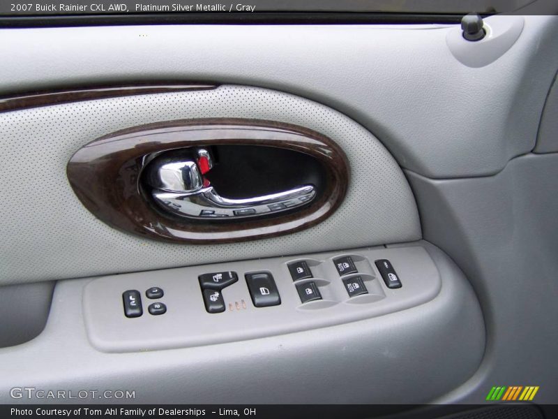 Platinum Silver Metallic / Gray 2007 Buick Rainier CXL AWD