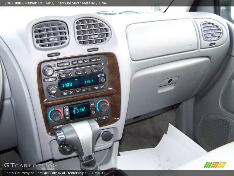 Platinum Silver Metallic / Gray 2007 Buick Rainier CXL AWD