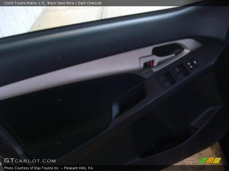 Black Sand Mica / Dark Charcoal 2009 Toyota Matrix 1.8