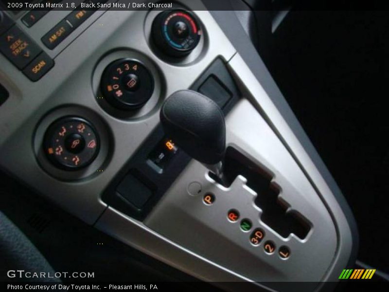 Black Sand Mica / Dark Charcoal 2009 Toyota Matrix 1.8