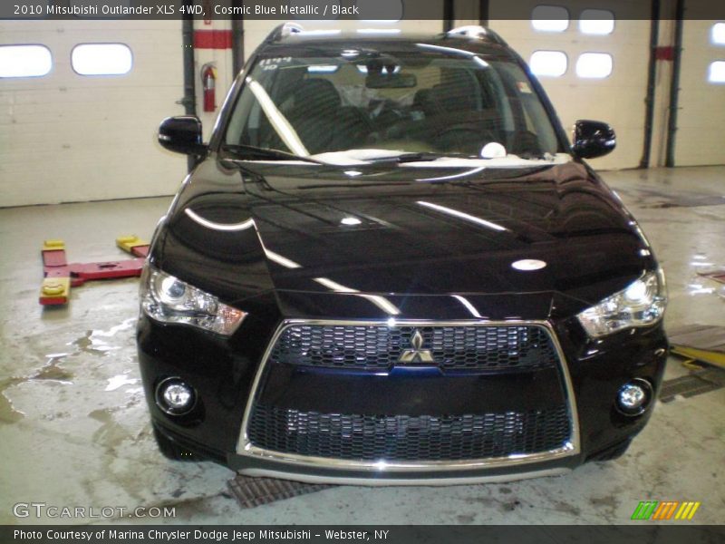 Cosmic Blue Metallic / Black 2010 Mitsubishi Outlander XLS 4WD