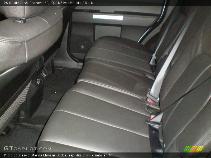 Quick Silver Metallic / Black 2010 Mitsubishi Endeavor SE