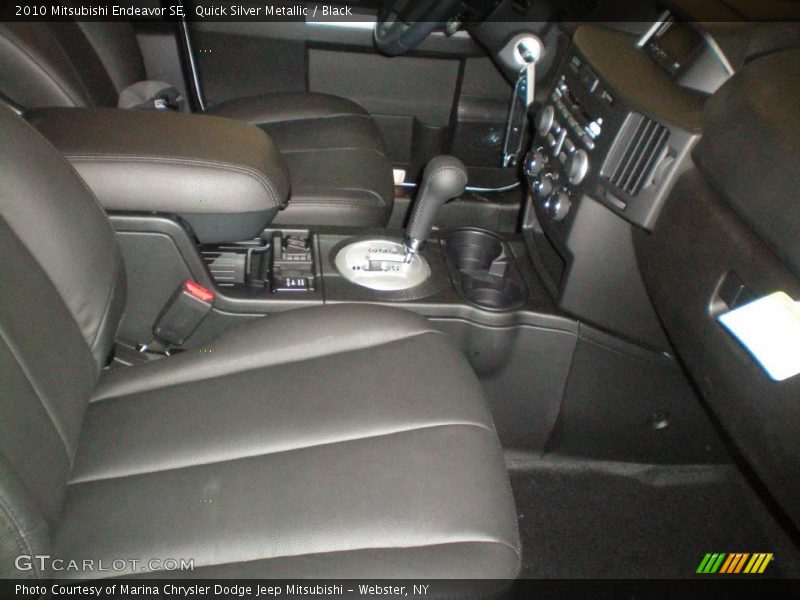 Quick Silver Metallic / Black 2010 Mitsubishi Endeavor SE