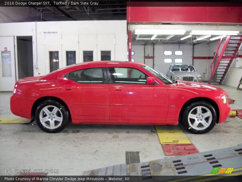 TorRed / Dark Slate Gray 2010 Dodge Charger SXT