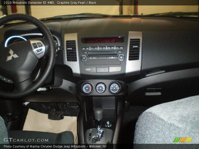 Graphite Gray Pearl / Black 2010 Mitsubishi Outlander ES 4WD