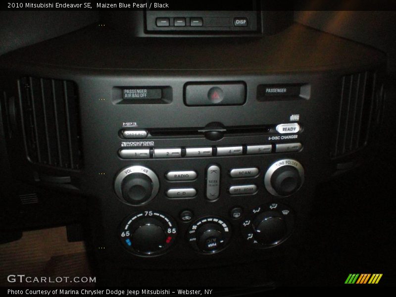 Maizen Blue Pearl / Black 2010 Mitsubishi Endeavor SE