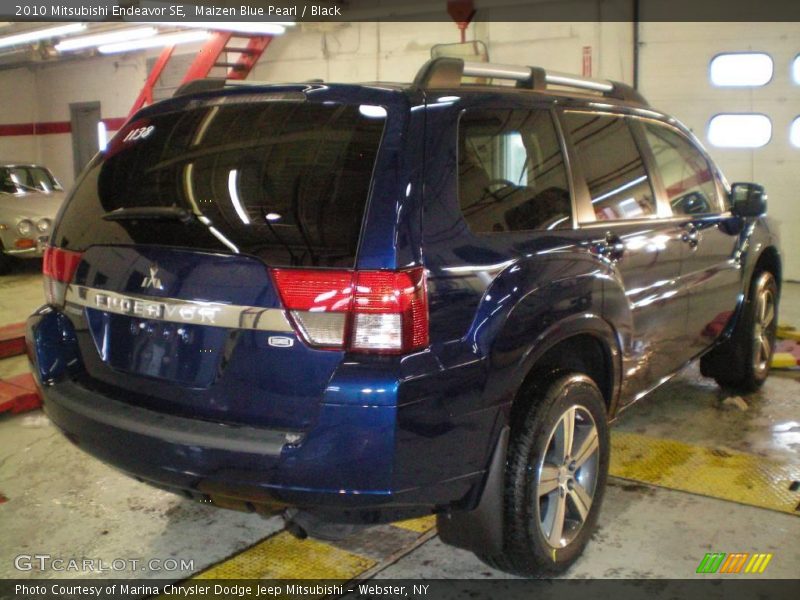 Maizen Blue Pearl / Black 2010 Mitsubishi Endeavor SE