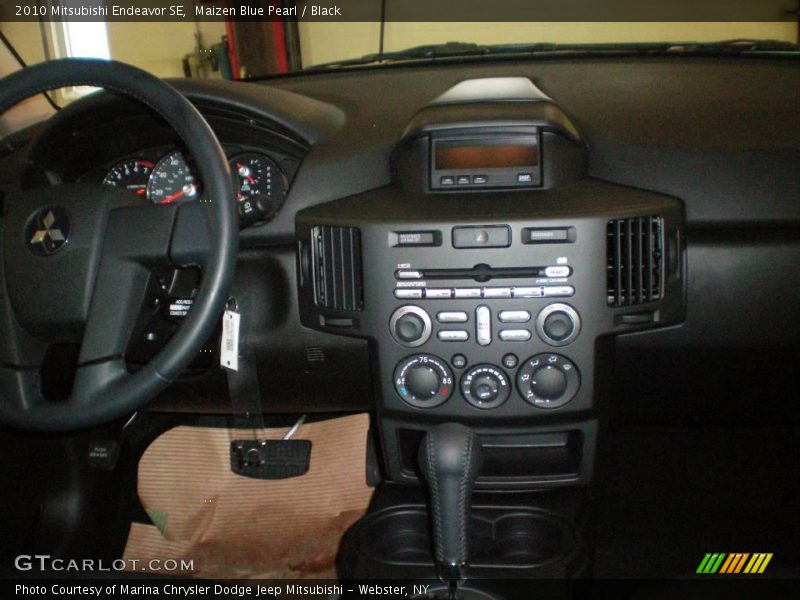 Maizen Blue Pearl / Black 2010 Mitsubishi Endeavor SE