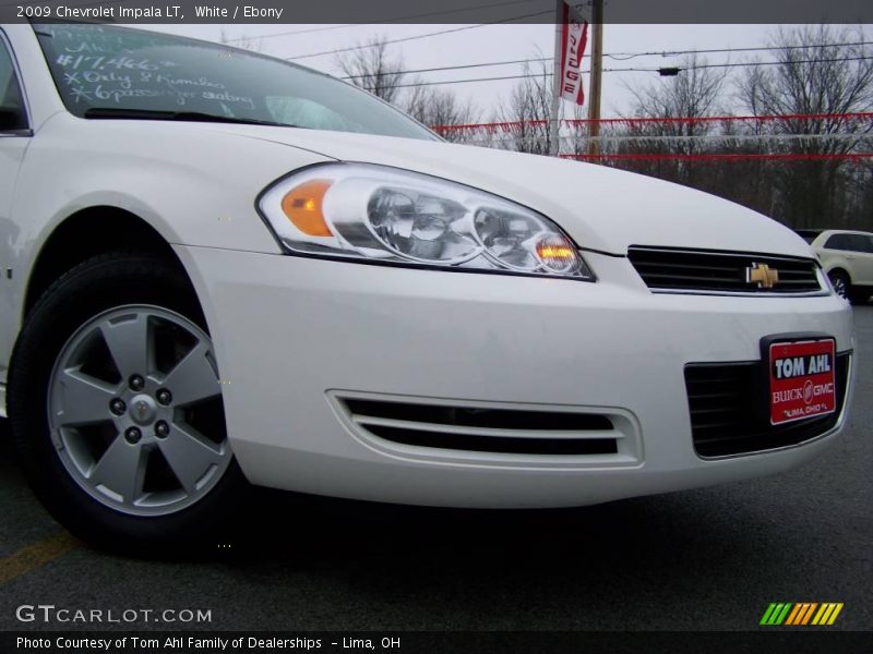 White / Ebony 2009 Chevrolet Impala LT