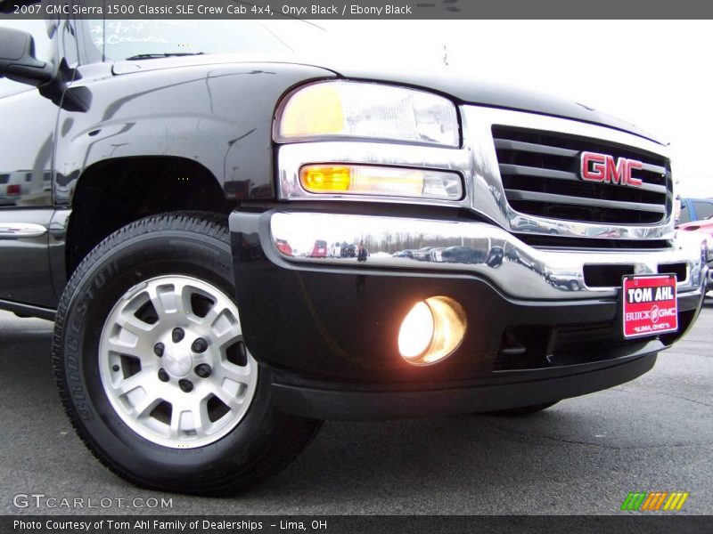 Onyx Black / Ebony Black 2007 GMC Sierra 1500 Classic SLE Crew Cab 4x4