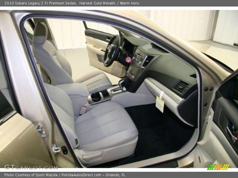 Harvest Gold Metallic / Warm Ivory 2010 Subaru Legacy 2.5i Premium Sedan