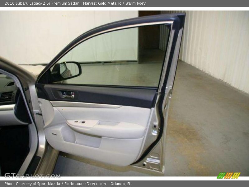 Harvest Gold Metallic / Warm Ivory 2010 Subaru Legacy 2.5i Premium Sedan