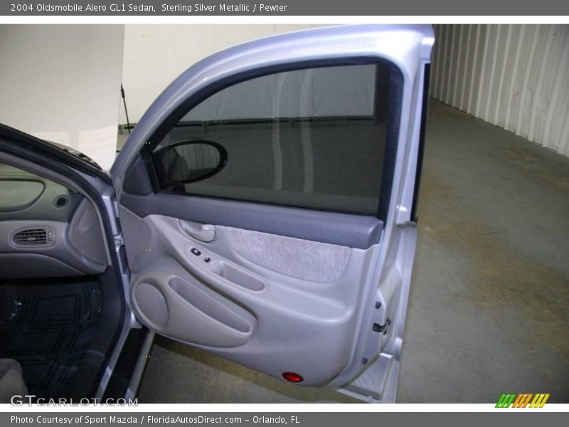 Sterling Silver Metallic / Pewter 2004 Oldsmobile Alero GL1 Sedan