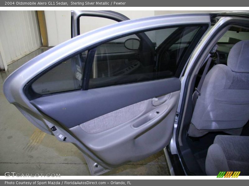 Sterling Silver Metallic / Pewter 2004 Oldsmobile Alero GL1 Sedan