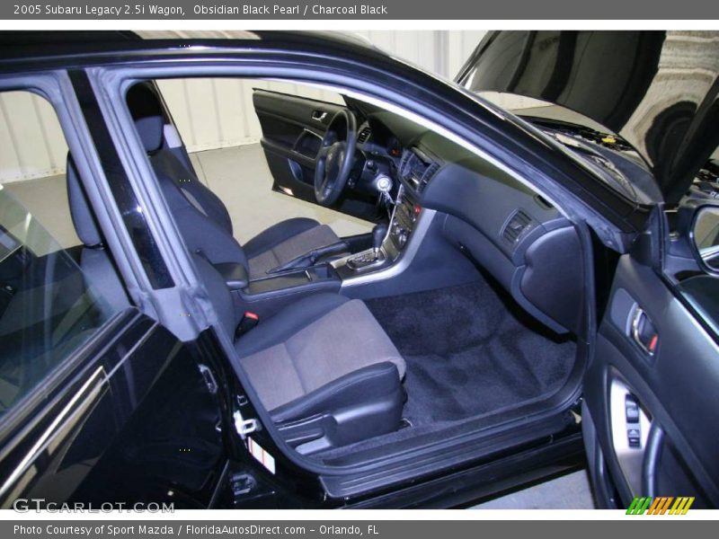 Obsidian Black Pearl / Charcoal Black 2005 Subaru Legacy 2.5i Wagon