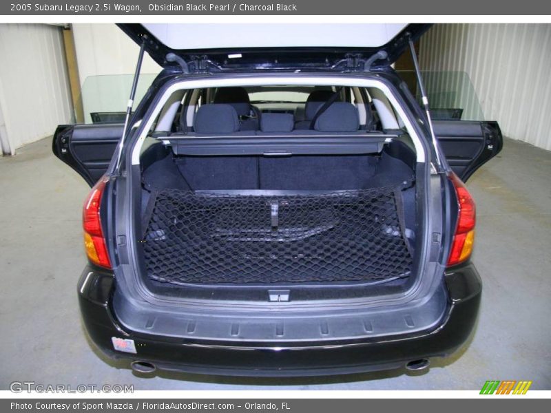 Obsidian Black Pearl / Charcoal Black 2005 Subaru Legacy 2.5i Wagon